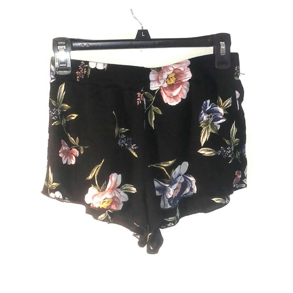 Kendall’s&kylie floral shorts